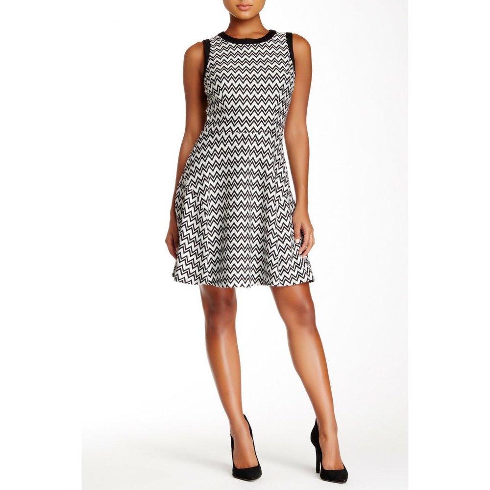Trina Turk Sheila Chevron Black & White Sleeveless Fit And Flare Dress Size L